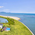 Bãi biển Cửa Hội