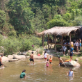 Khe Cớ Quán