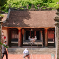 Đền Quỳnh Tụ