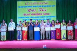 Hội Thi Tiếng Hát Hoa Phượng Đỏ