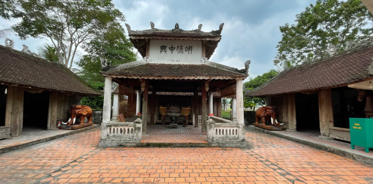 Điểm Du lịch tâm linh Đền Bạch Mã