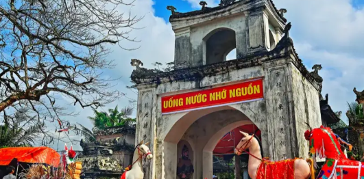 Điểm Du lịch tâm linh Đền Bạch Mã