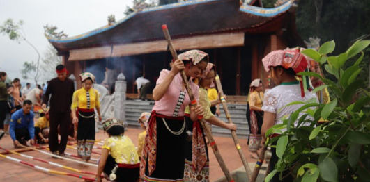 Đền Chiêng Ngam