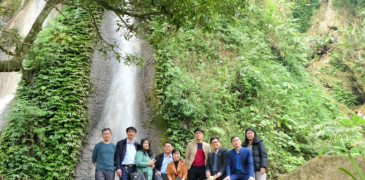 Thác Bản Bìa