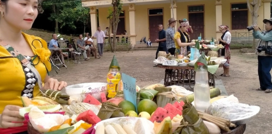 Lễ Khâu Búa Sa