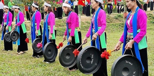 Ngày Hội cồng chiêng của dân tộc Thái (Mường Choọng)