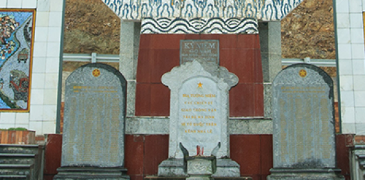 Đài tưởng niệm Kênh nhà Lê