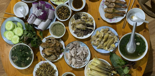 Lễ cúng cơm mới của Người Thái Tương Dương