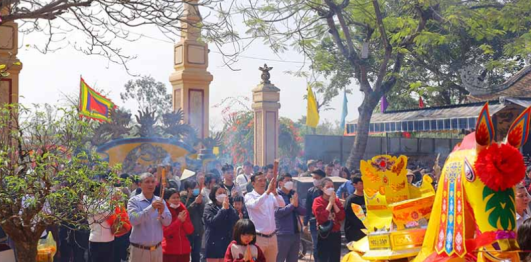 Lễ hội Đền Hoàng Mười