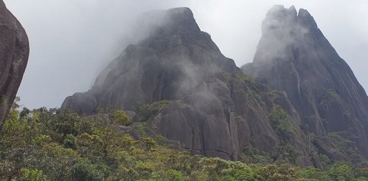 Núi Bà (Hòn Vọng Phu)