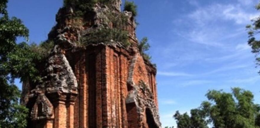 Tháp Bình Lâm