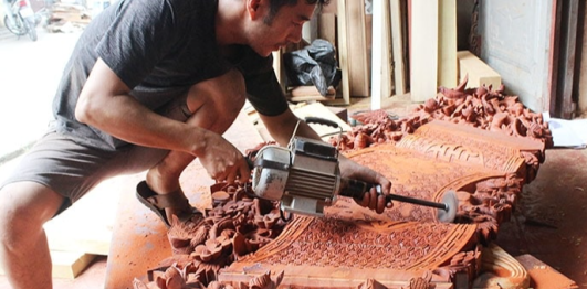 Làng nghề tiện gỗ mỹ nghệ Nhơn Hậu