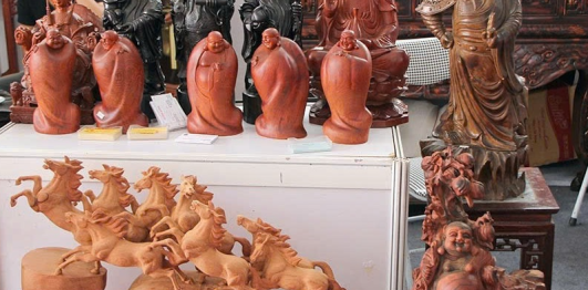 Làng nghề tiện gỗ mỹ nghệ Nhơn Hậu