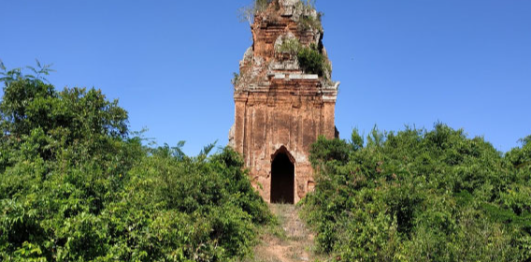 Tháp Phú Lốc