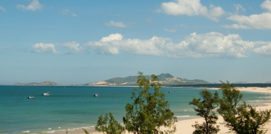 Bãi Trung Lương
