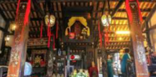 Ngôi nhà số 105 Phùng Hưng