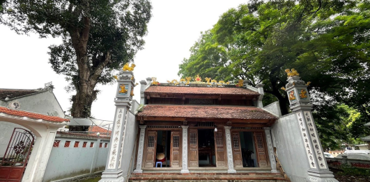 Đình Trung Văn