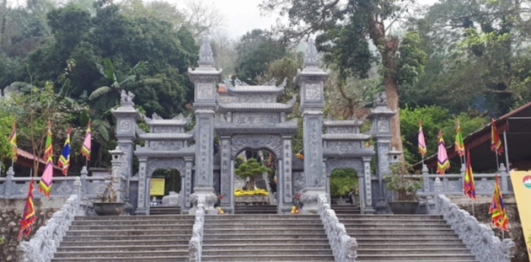 Đền Trung