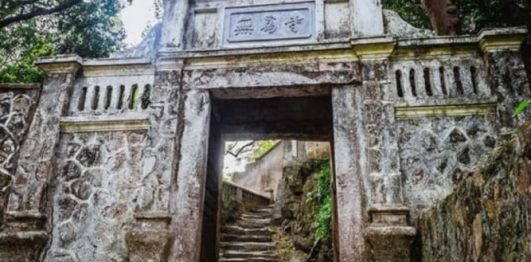 Chùa Trầm