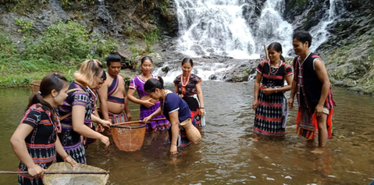 Làng văn hóa cộng đồng Ta Lang