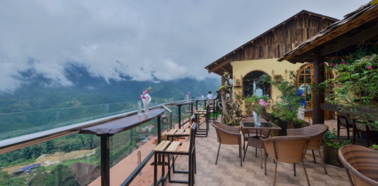 Sapa Sky View Restaurant & Bar