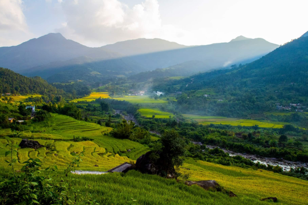 Bản Sông Móoc 