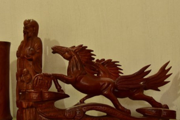 Làng nghề điêu khắc Dư Dụ