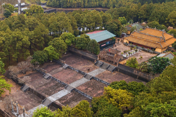 Lăng mộ vua Thiệu Trị (Xương Lăng)