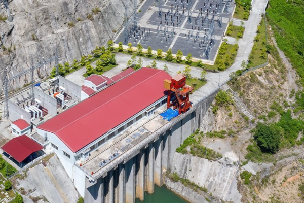 Hồ thủy điện sông Bung 4