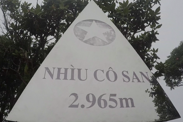 Núi Nhìu Cồ San