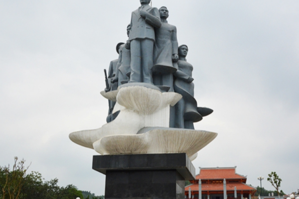 Lăng mộ Nguyễn Thái Học