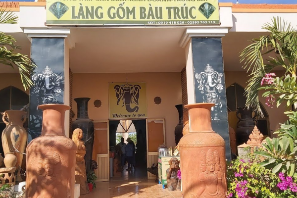 Làng gốm Bàu Trúc 