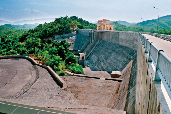 Hồ Tân Giang