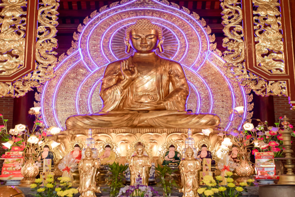 Chùa Lâm Hà (trong khu sinh thái Diễn Lâm)