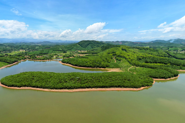 Hồ Tràng Đen