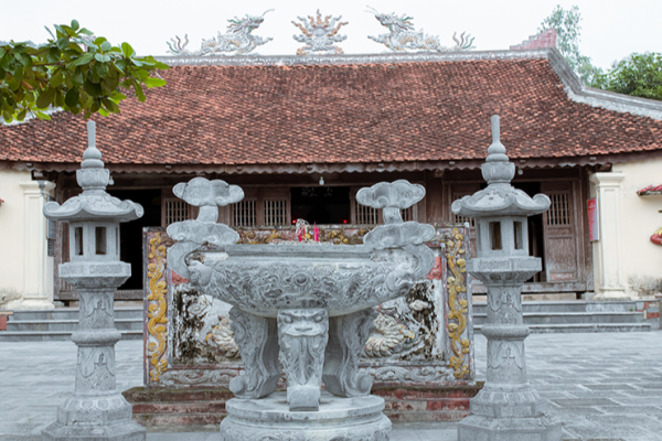 Mộ và đền thờ Mai Hắc Đế