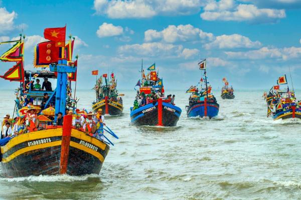 Lễ cầu ngư ở TP. Vinh