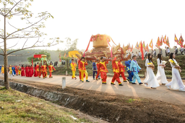 Lễ hội làng Vạc