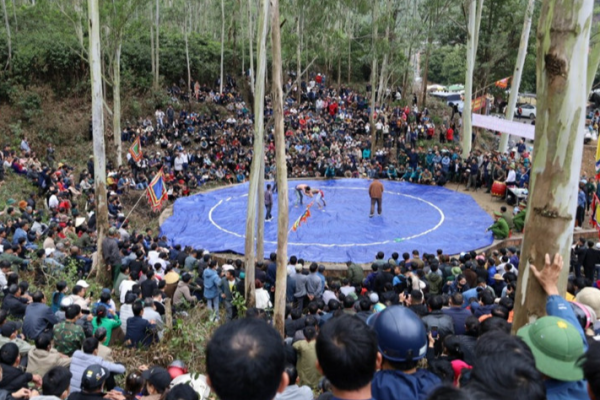 Hội Vật Cù 