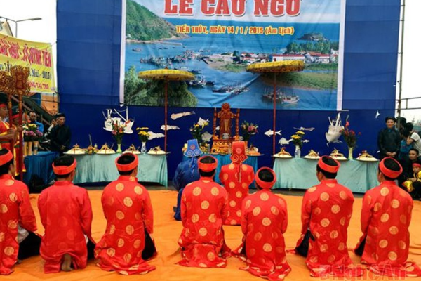 Lễ hội cầu ngư, Tiến Thủy 