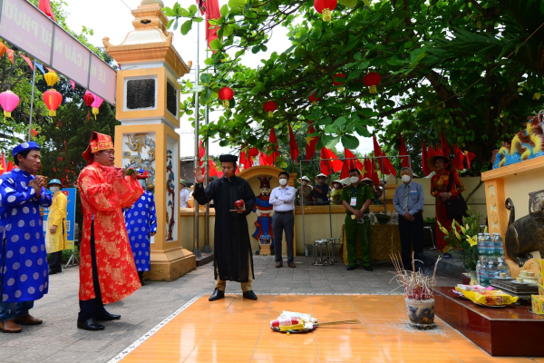 Lễ Hội Cầu Ngư, Thành phố Vinh