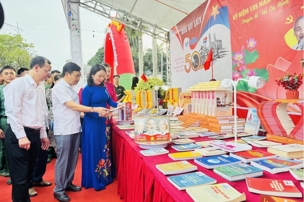 Ngày hội sách và văn hóa đọc Việt Nam tại Nghệ An