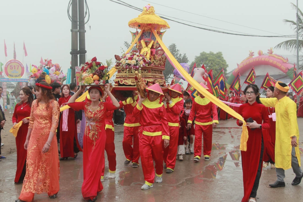 Lễ hội Đền Vạn Lộc