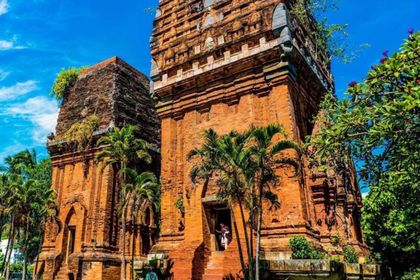 Tháp Đôi