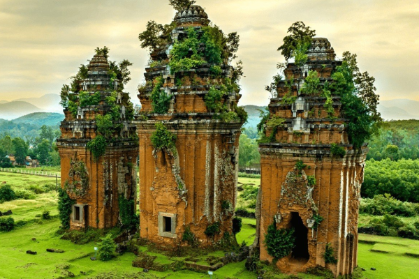 Tháp Dương Long
