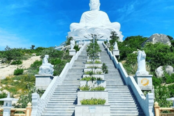 Chùa Ông Núi (Linh Phong Thiền Tự) 