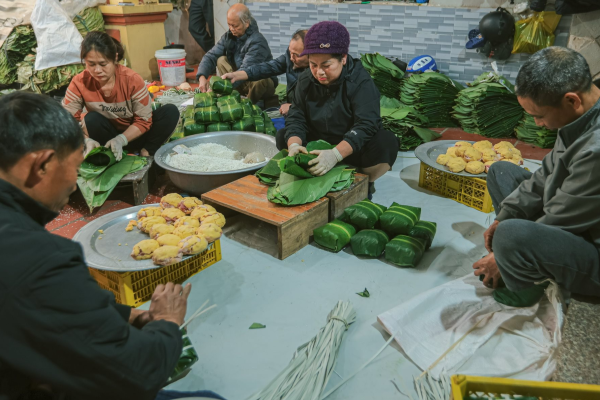 Làng nghề truyền thống làm bánh Tranh Khúc
