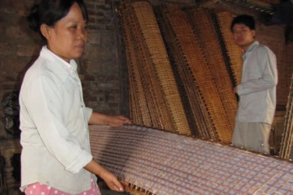 Làng nghề sản xuất bánh đa nem thôn Ngự Câu