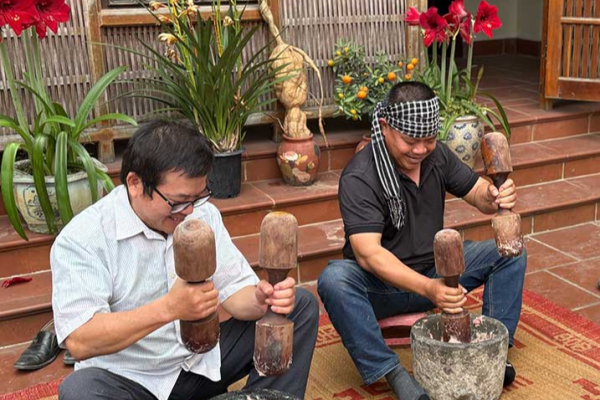 Làng nghề giò chả thôn Ước Lễ