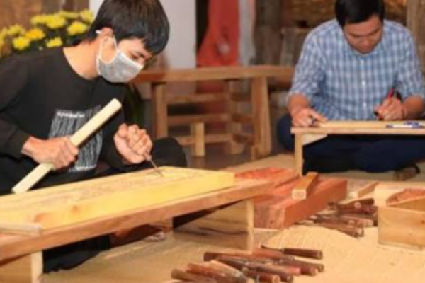 Làng nghề mộc truyền thống thôn Áng Phao